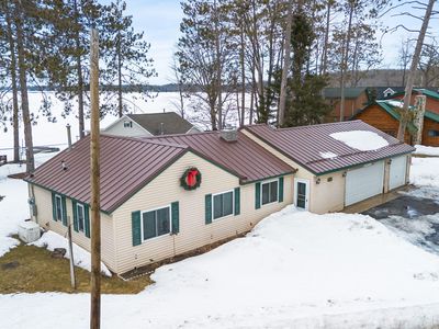 976 Lakeview Ave, Gaylord, MI, 49735