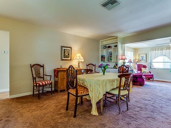 5th image of 5568 Williamsdale Ct