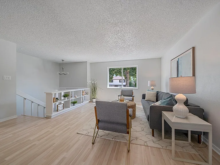 9568 W 56th Pl — Photo 6