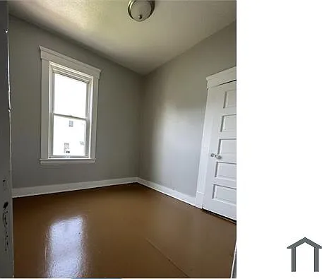 2 bed, $1,050 — Photo 2
