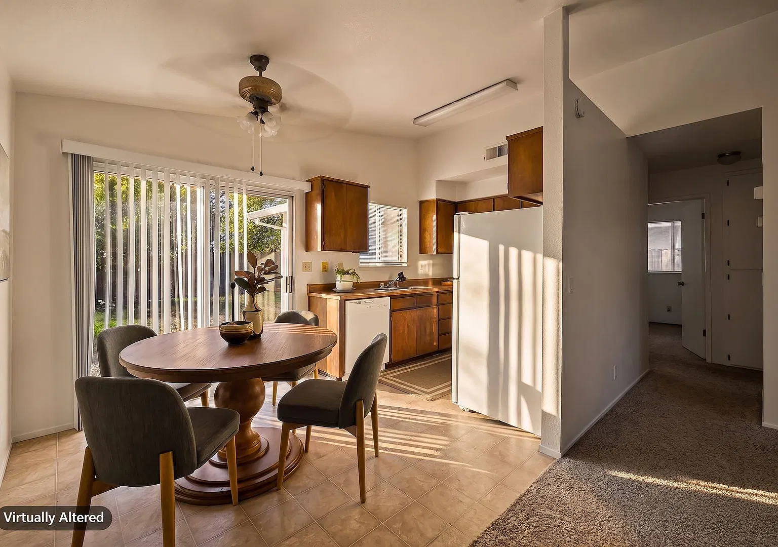 Rare find home with 2-Car Garage, Fenced Yard, with Convenient Location! — Photo 4