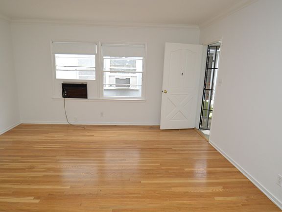 3rd image of 1420 N Edison Blvd #B