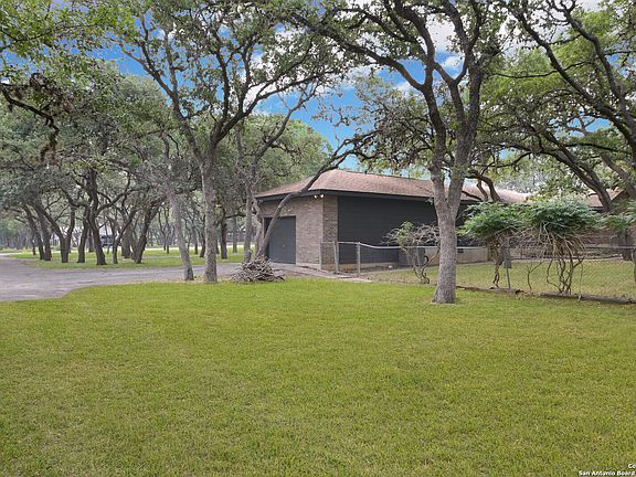 2nd image of 25311 Broad Oak