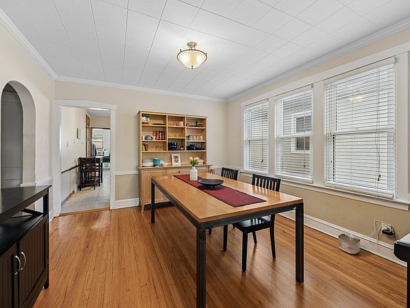 4th image of 1180 Gunderson Ave