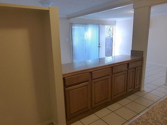 4th image of 726 San Pascual Ave APT 4