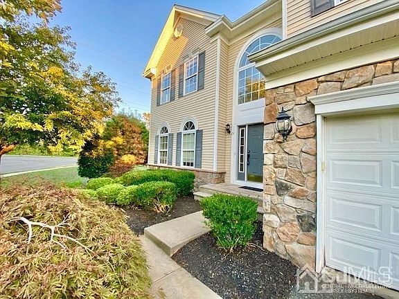 2nd image of 24 Skurka Ct