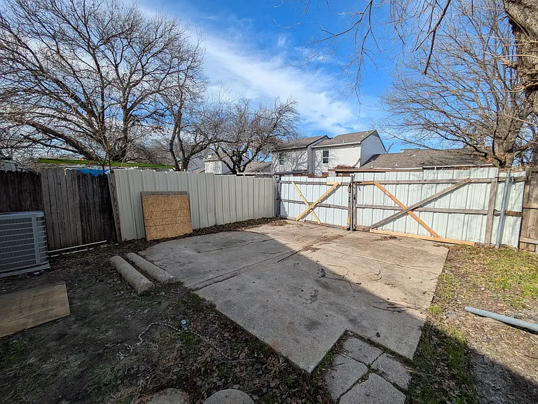 9575 Gonzales Dr — Photo 22