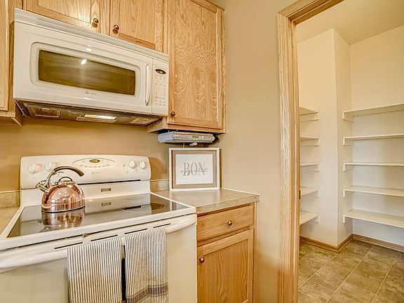 5th image of 14569 Olivine Way NW