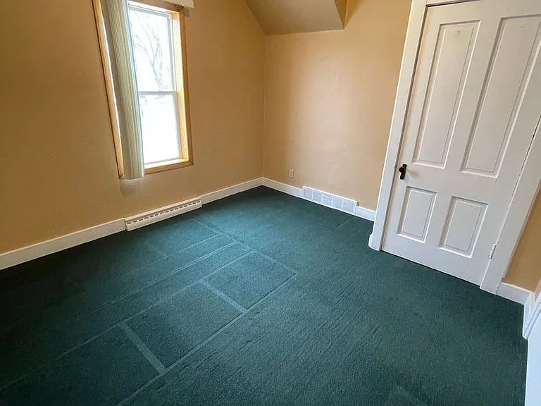 401 E Front St — Photo 14