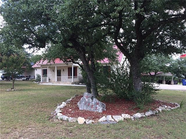 1st image of 1465 Spruce Ln