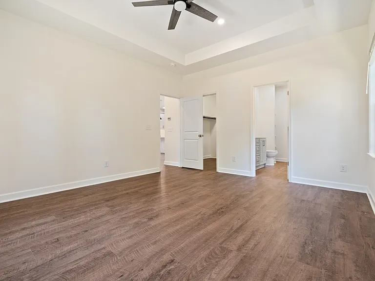 3505 Skycrest Dr — Photo 9