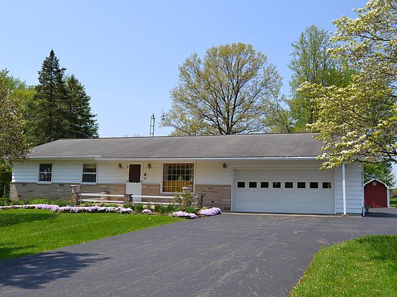 2nd image of 68 Hillcrest Dr SE