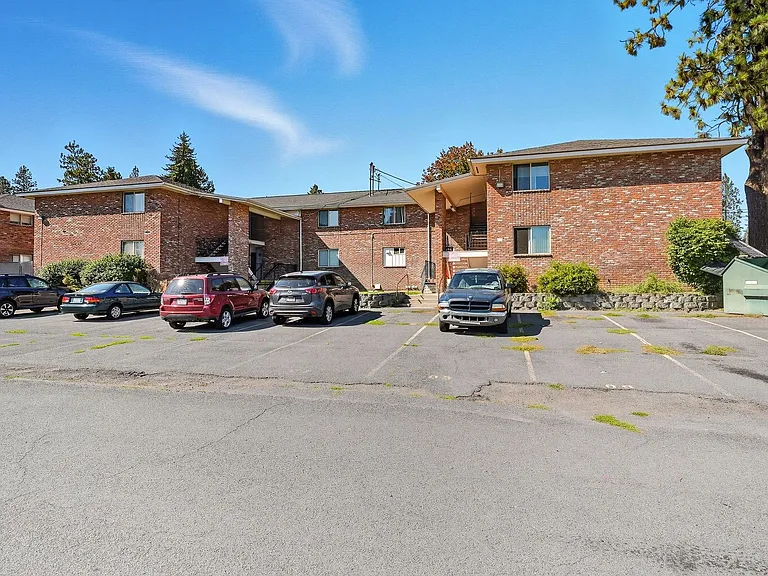 Eagles Landing Apartments — Photo 61