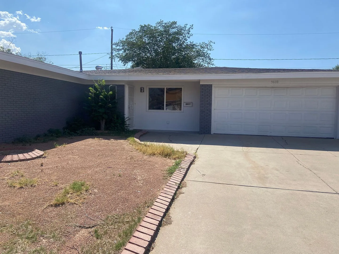 Eastside home for rent by Eastwood High School — Photo 2