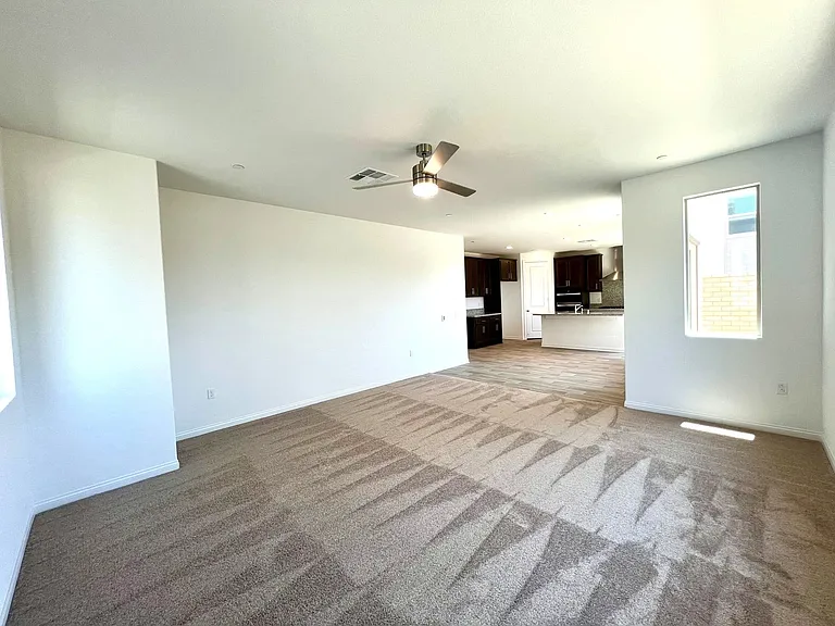 4208 E Flutter Prado — Photo 5