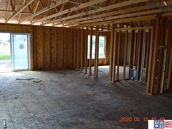 3rd image of 717 Roosevelt Dr