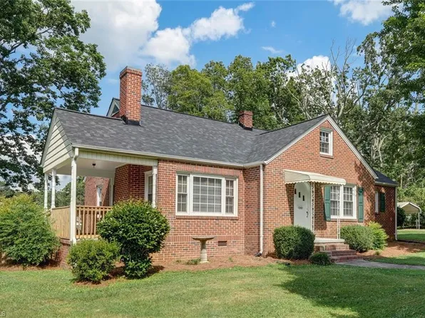 1310 Pinecrest Ave, Reidsville, NC 27320
