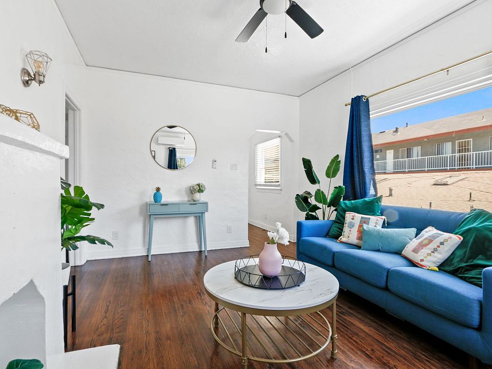 1st image of 1001 E 5th St #1003