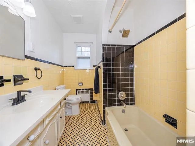 4 bed, 3.0 bath, $4,500 — Photo 4