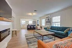 475 Seabrook Rd — Photo 7