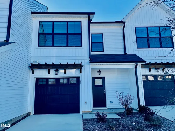 27 Curren Dr, Clayton, NC 27520