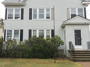 79 Mapleton St, Hartford, CT 06114