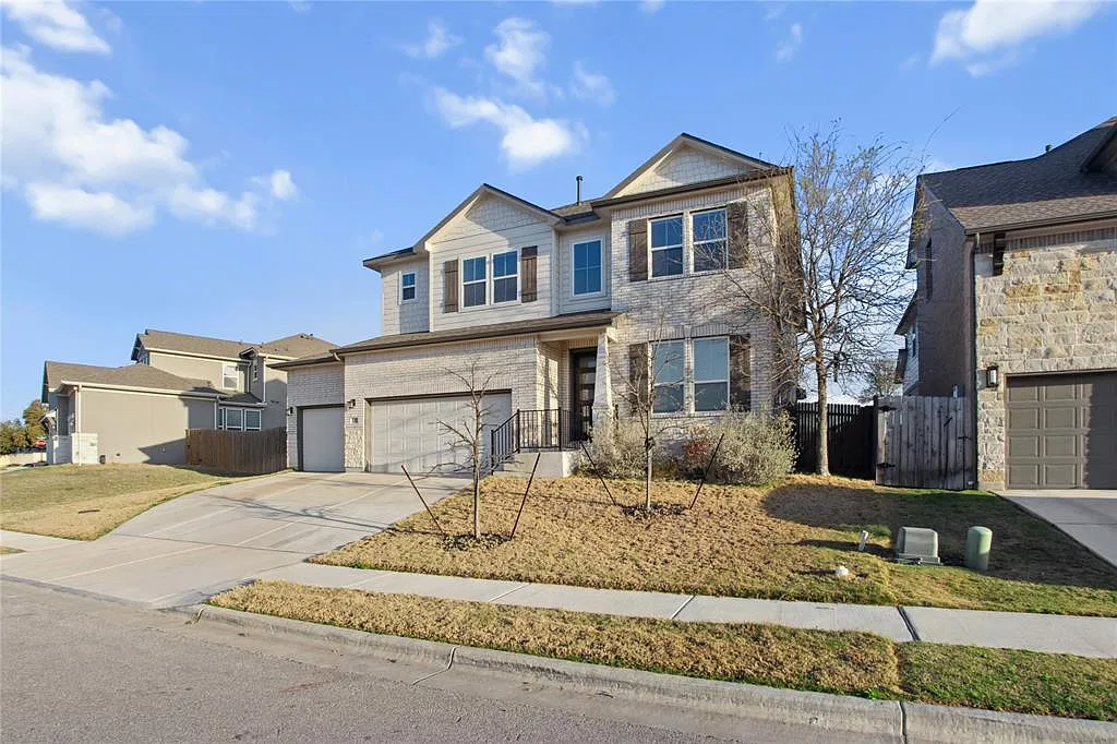 5 bed, 4.0 bath, 3247 sqft, $3,100 — Photo 2