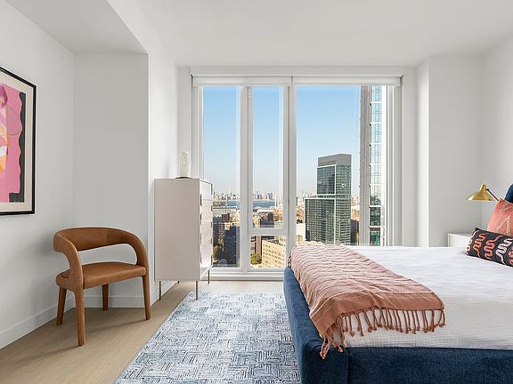 5th image of 310 Livingston St APT 1405