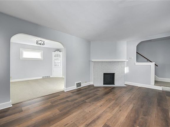 4th image of 4198 W 210th St