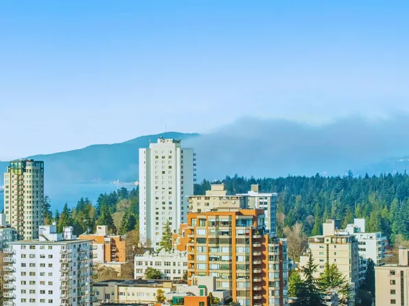 1568 Alberni St #1902, Vancouver, BC V6G 0E3