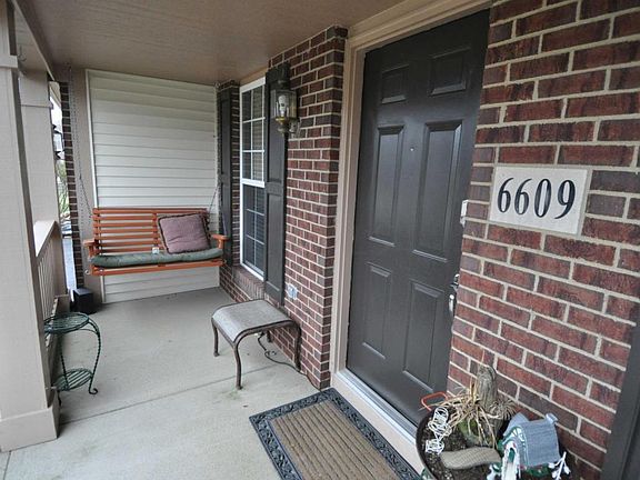 2nd image of 6609 Weston Cir E