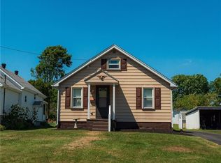 510 Painter Ave, Natrona Heights, PA 15065