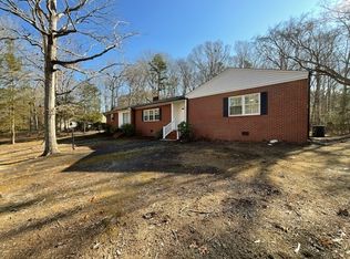 420 S Middleton St, Robbins, NC 27325