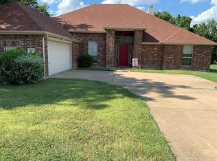 501 Meadow Hill Dr, Desoto, TX 75115