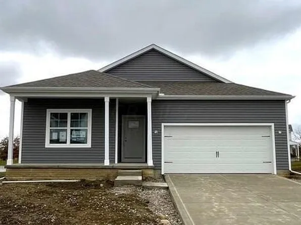 135 Natalie Ln, Granville, OH 43023