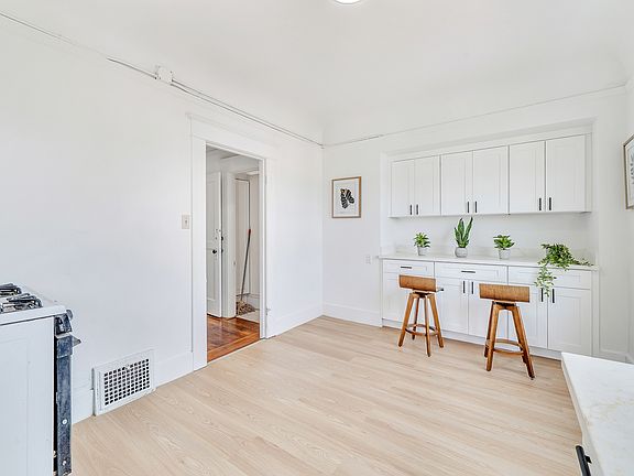 4th image of 1614-1618 Balboa St #2