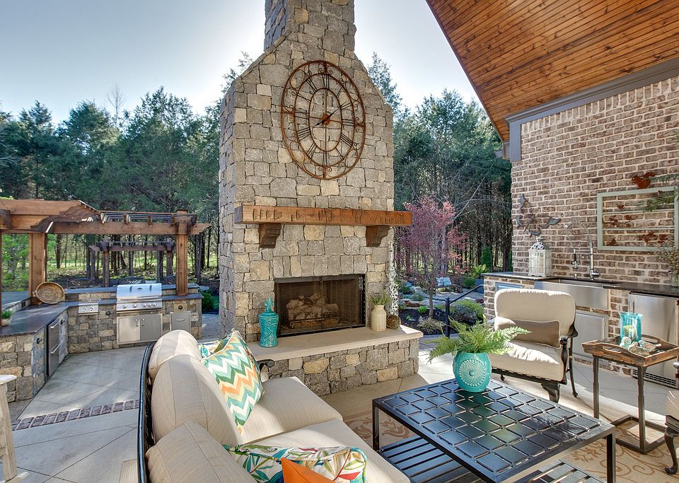 Back Yard Paradise!