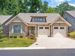 305 Chillington Rd, Greensboro, NC 27455