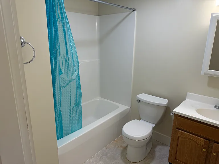 36 Main St #6 — Photo 8