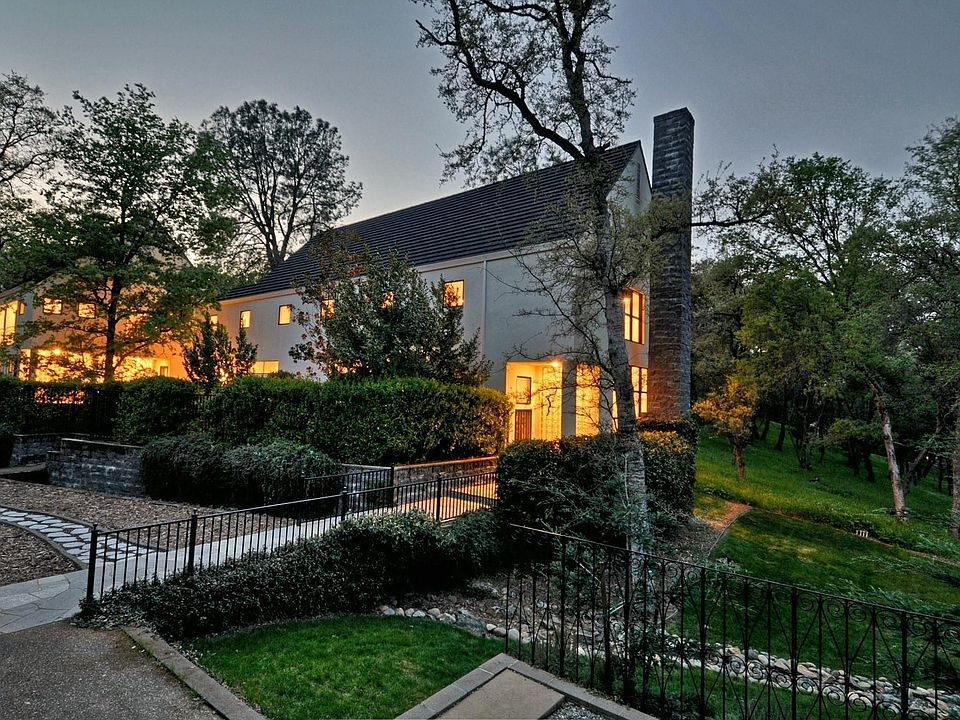 1st image of 1732 Aston Pl
