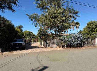 1040-1042 Golden Rd, Encinitas, CA 92024