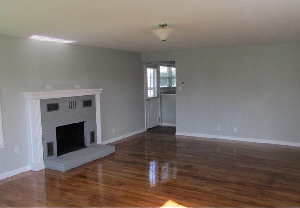 Main floor living room