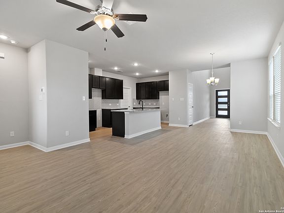 5th image of 11130 Hudler Avenue