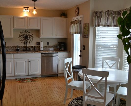 2nd image of 3692 Bristol Lake Dr