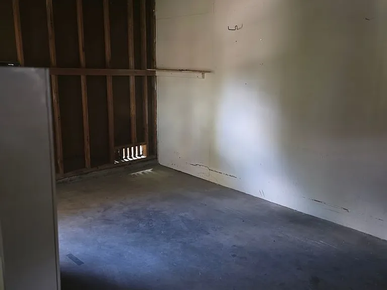 1227 S Arlington Ave — Photo 11