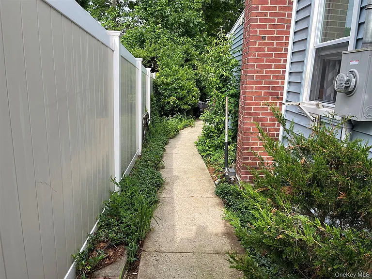 57 Penn St — Photo 9