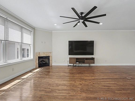 5th image of 1411 S Saint Louis Ave APT B