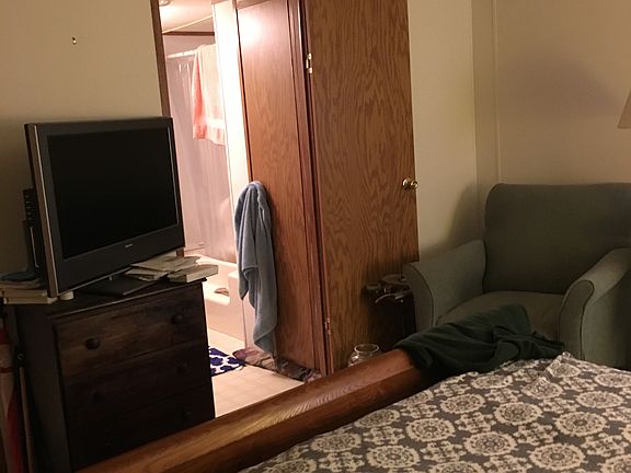 bed stay