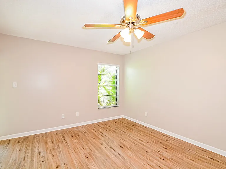 703 Drywood Ave — Photo 13