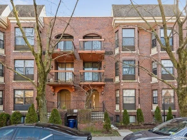 163-10 71st Avenue #3, Fresh Meadows, NY 11365